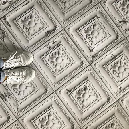 Off white antic tin tiles vinyl rug Emma - runner size