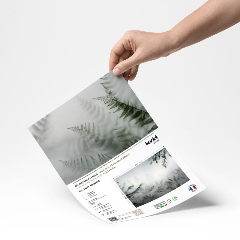 Papier peint panoramique Orée de forêt dans la brume - Echantillon